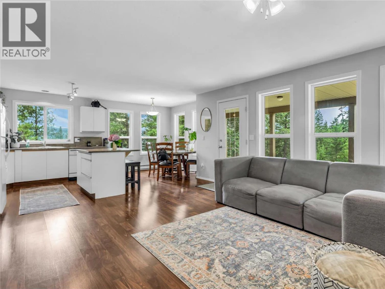 5738 Goudie Road, Kelowna, BC, V1P 1M4 - 66