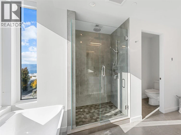 402-4071 Lakeshore Road, Kelowna, BC, V1W 1V7 - 35