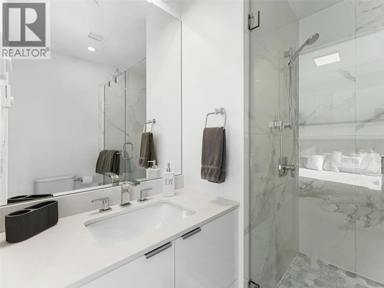 402-4071 Lakeshore Road, Kelowna, BC, V1W 1V7 - 40