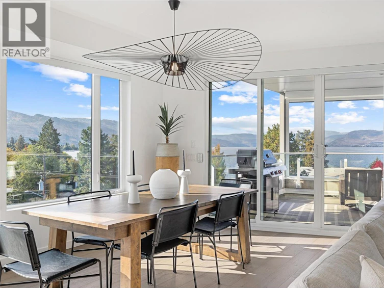 402-4071 Lakeshore Road, Kelowna, BC, V1W 1V7