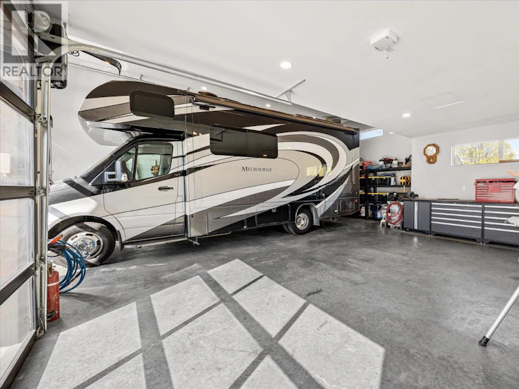 7260 6 Highway, Coldstream, BC, V1B 3H4 - 49