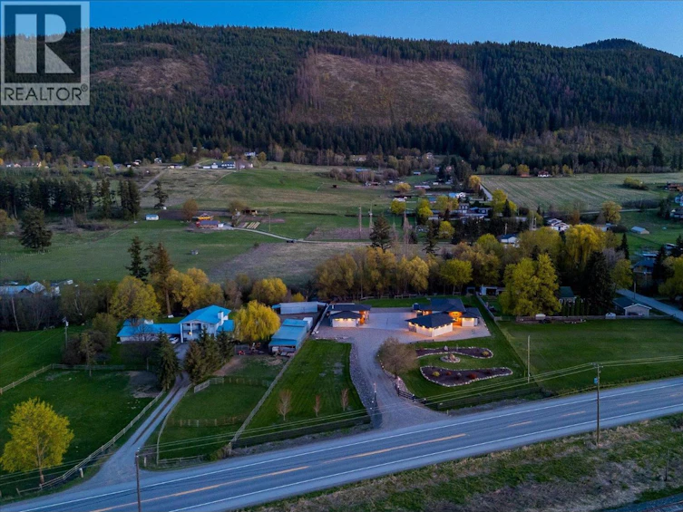 7260 6 Highway, Coldstream, BC, V1B 3H4 - 96