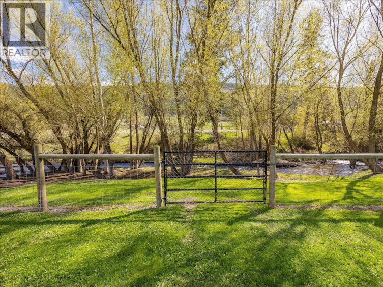 7260 6 Highway, Coldstream, BC, V1B 3H4 - 59