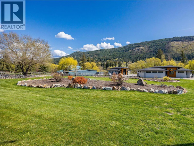 7260 6 Highway, Coldstream, BC, V1B 3H4 - 67