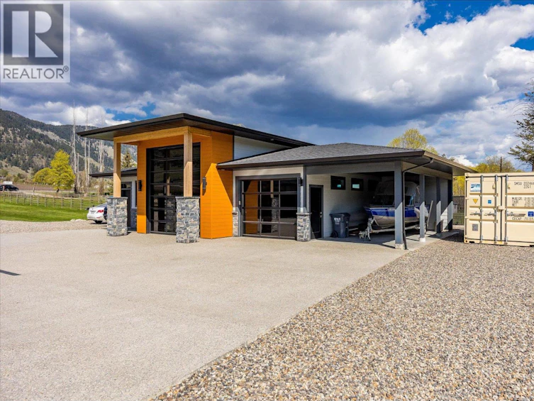 7260 6 Highway, Coldstream, BC, V1B 3H4 - 51