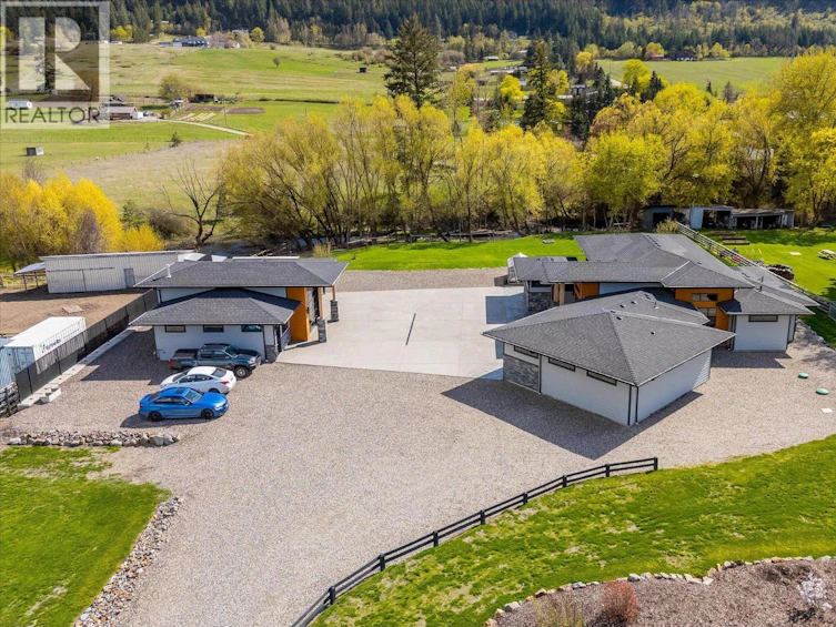 7260 6 Highway, Coldstream, BC, V1B 3H4 - 74