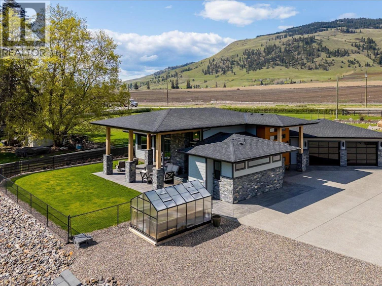 7260 6 Highway, Coldstream, BC, V1B 3H4 - 72