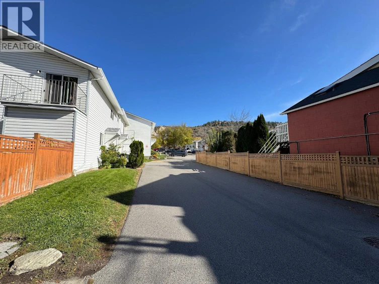 110-3004 South Main Street, Penticton, BC, V2A 5J6 - 45