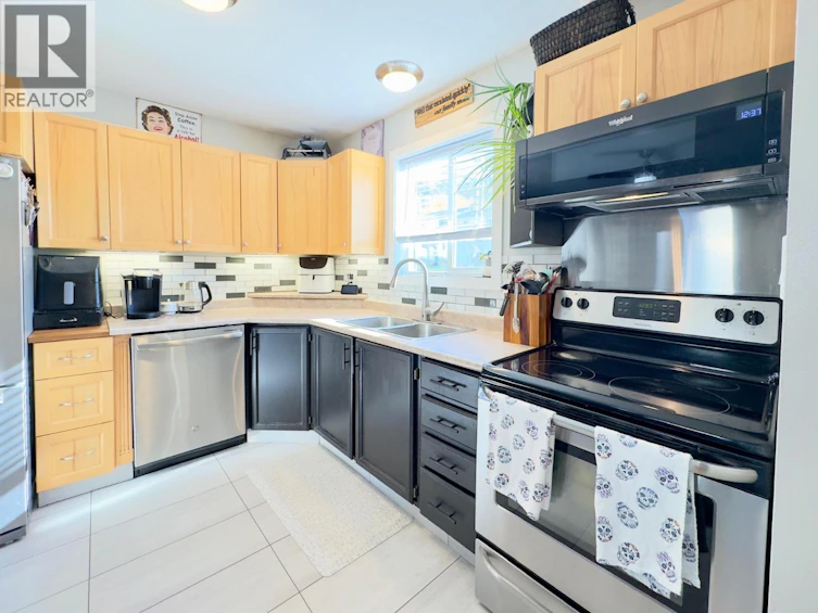 110-3004 South Main Street, Penticton, BC, V2A 5J6 - 3