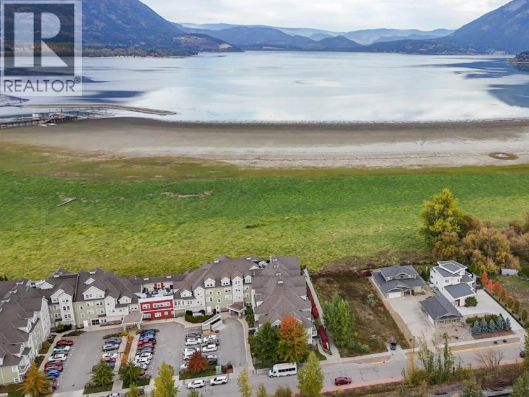 721 NE Harbourfront Drive, Salmon Arm, BC, V1E 3L4 - 8