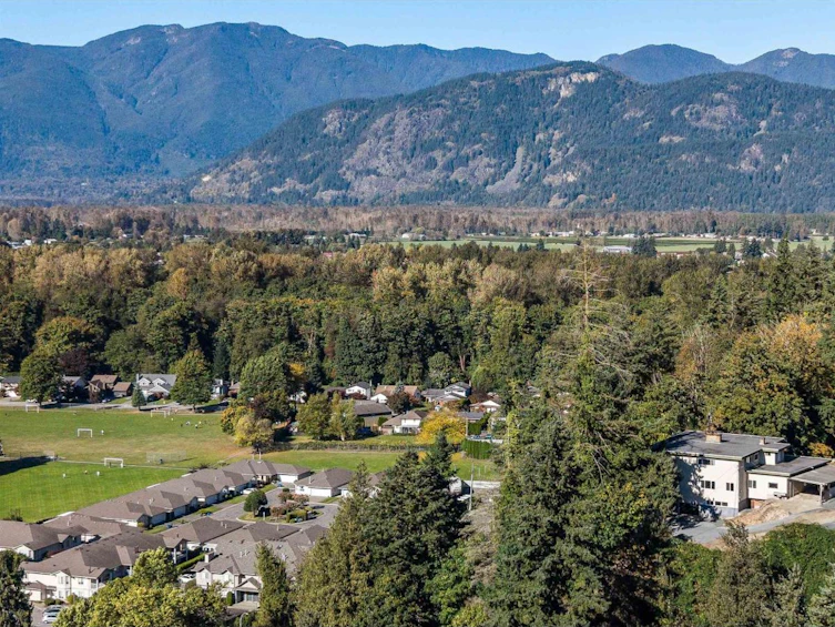 9890 Quarry Little Road Mountain, Chilliwack, BC, V2P 3M2 - 40