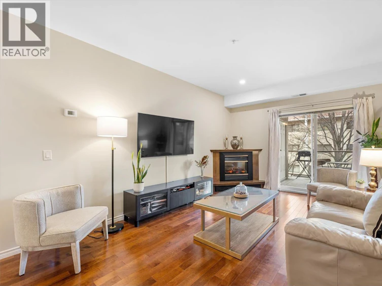 206-1007 Harvey Avenue, Kelowna, BC, V1Y 6E4 - 9