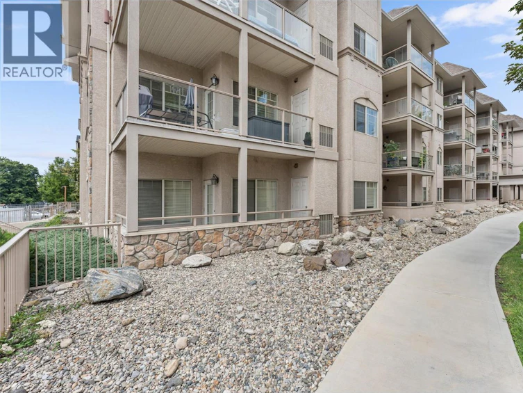 206-1007 Harvey Avenue, Kelowna, BC, V1Y 6E4 - 22