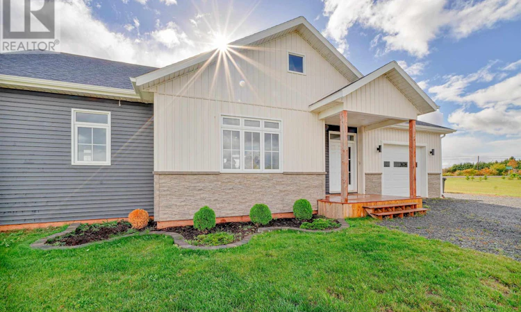 81 Kingsway Drive