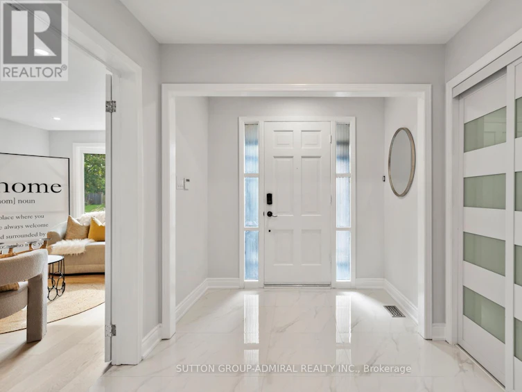 16 Sycamore Drive, Markham, ON, L3T 5V4 - 3