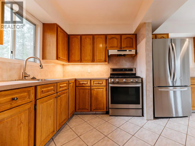 5098 Perkins Road, 100 Mile House, BC, V0K 2E0 - 8