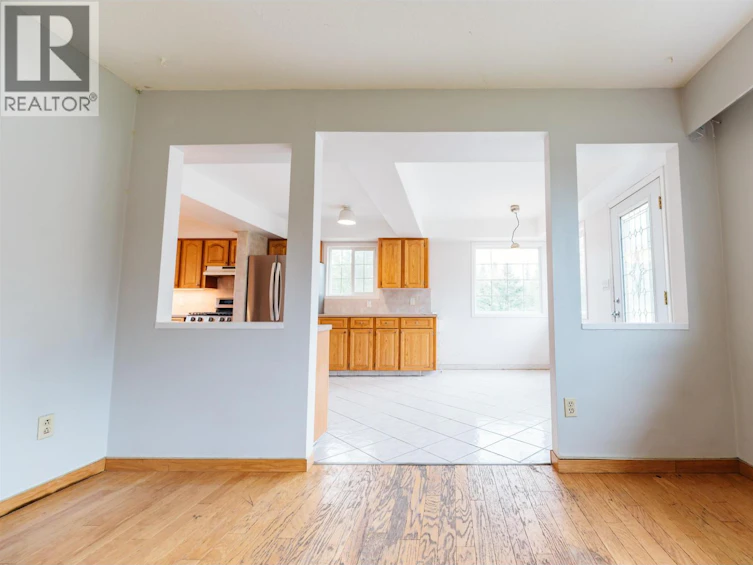 5098 Perkins Road, 100 Mile House, BC, V0K 2E0 - 5