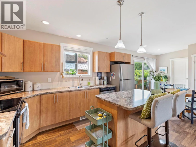 220-3591 Old Vernon Road, Kelowna, BC, V1X 6P4 - 5