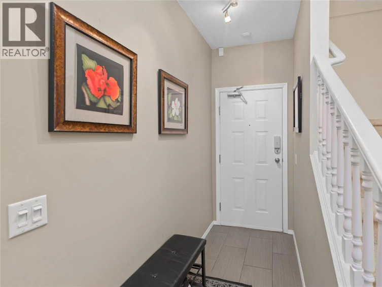 303-2300 Benvoulin Road, Kelowna, BC, V1W 2C6 - 2