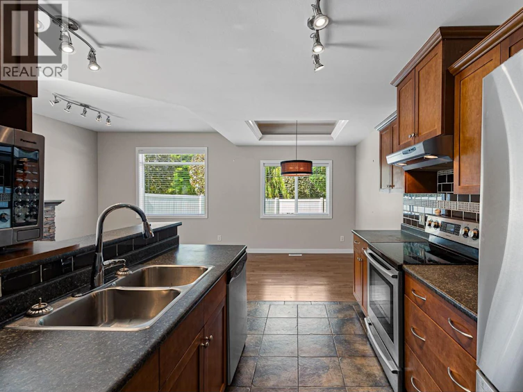 3-2060 NE 12th Avenue, Salmon Arm, BC, V1E 3P6 - 8