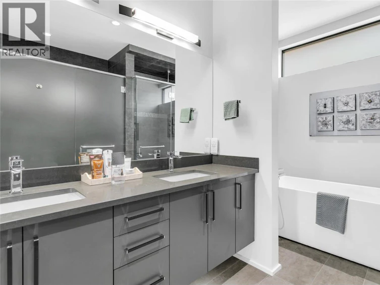 3416 Water Birch Circle, Kelowna, BC, V1V 3G1 - 52