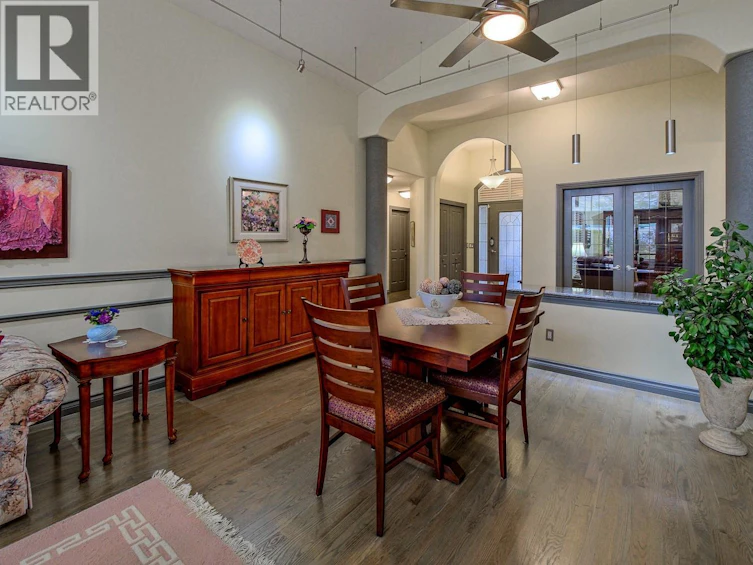 4008 Gallaghers Terrace, Kelowna, BC, V1W 3Z8 - 13