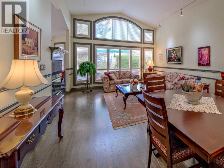 4008 Gallaghers Terrace, Kelowna, BC, V1W 3Z8 - 10
