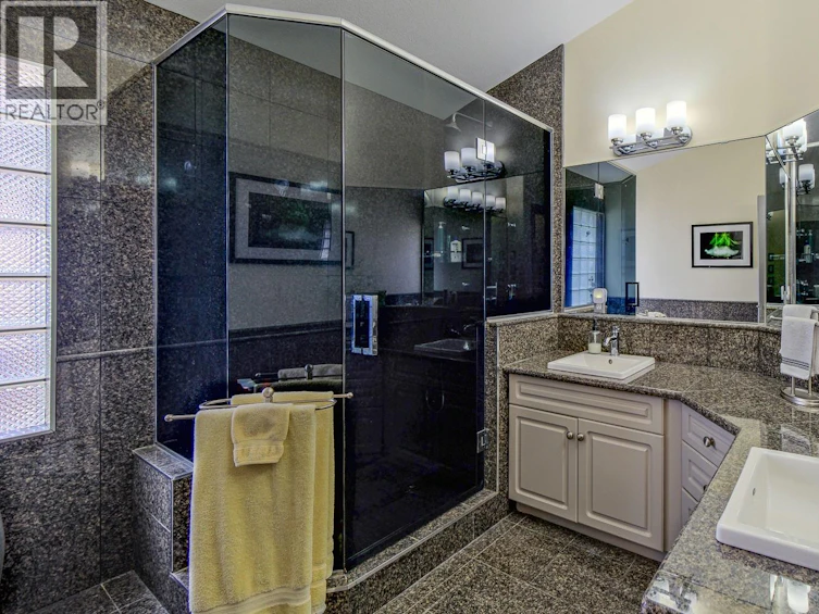 4008 Gallaghers Terrace, Kelowna, BC, V1W 3Z8 - 32