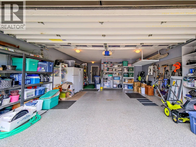 4008 Gallaghers Terrace, Kelowna, BC, V1W 3Z8 - 38