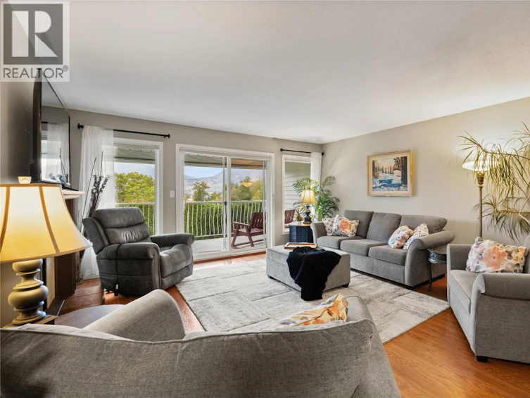 113-124 Cambie Place, Penticton, BC, V2A 1C5 - 11