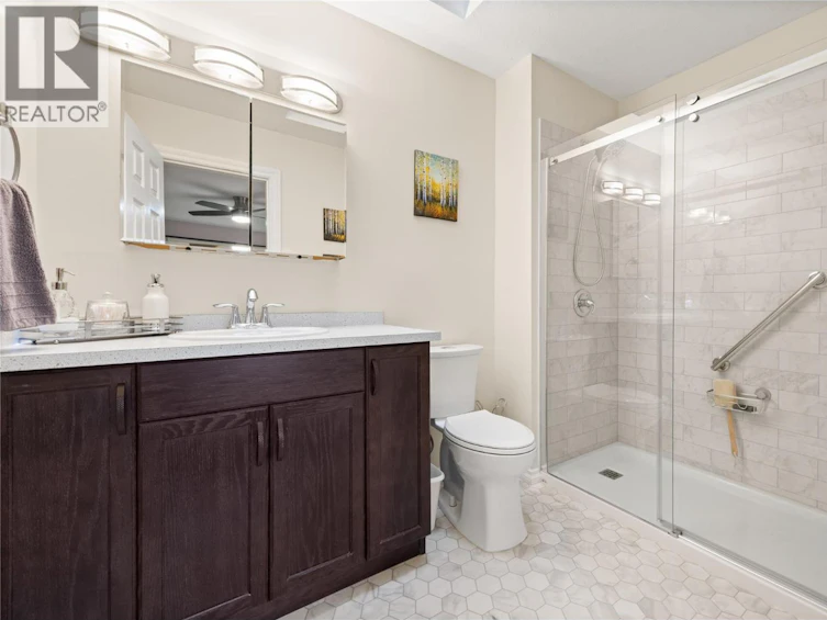 113-124 Cambie Place, Penticton, BC, V2A 1C5 - 16
