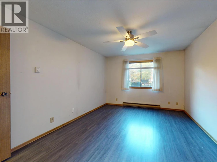 114-1075 Bernard Avenue, Kelowna, BC, V1Y 6P7 - 37