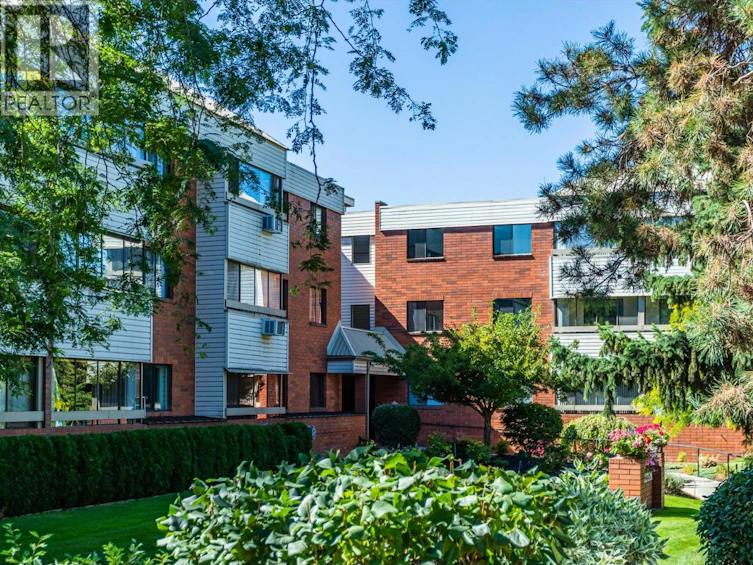 114-1075 Bernard Avenue, Kelowna, BC, V1Y 6P7 - 4