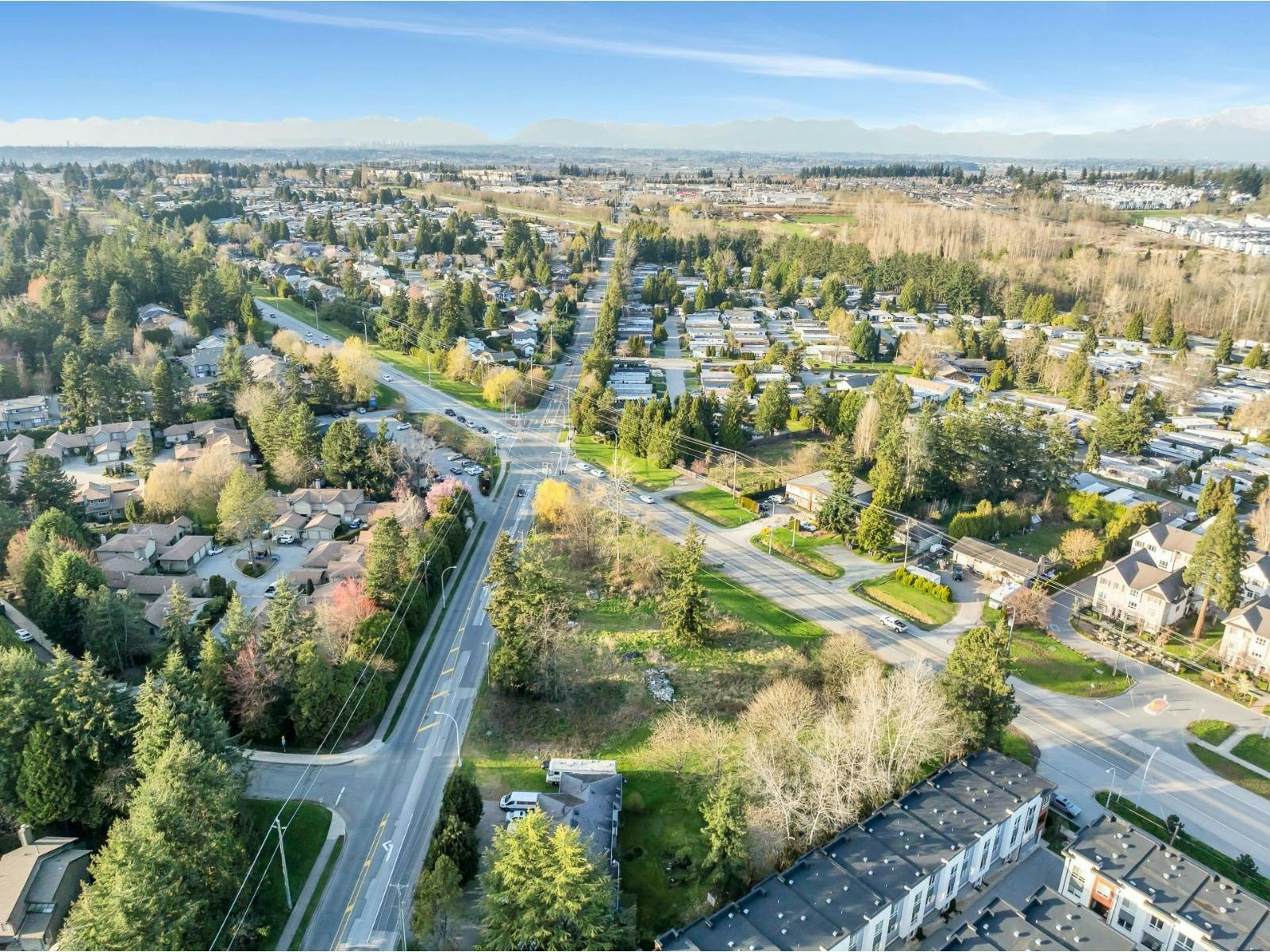 1704 160 Street, Surrey, BC, V4A 4X2