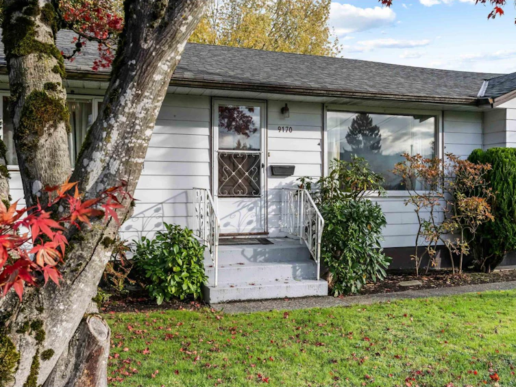 9170 East Holly Chilliwack Proper Street, Chilliwack, BC, V2P 6A7 - 7