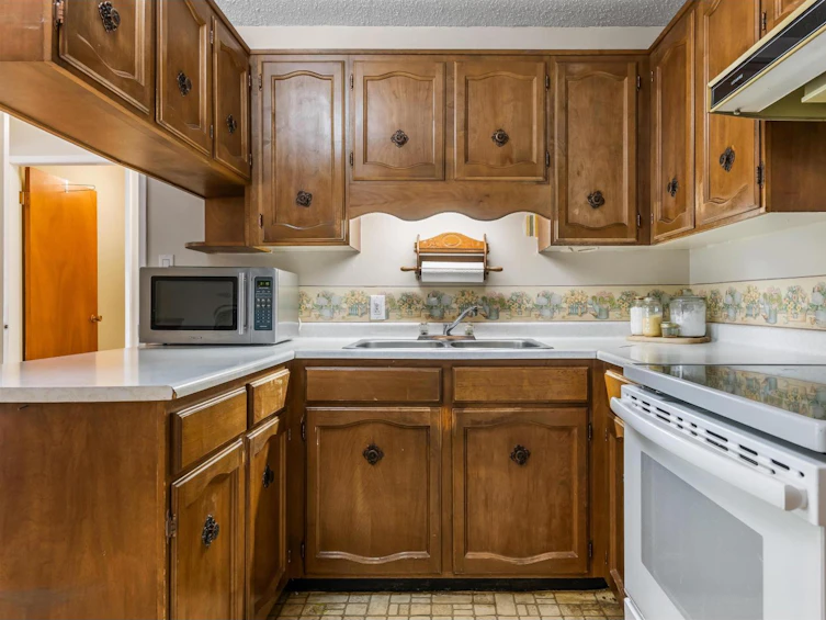 9170 East Holly Chilliwack Proper Street, Chilliwack, BC, V2P 6A7 - 12
