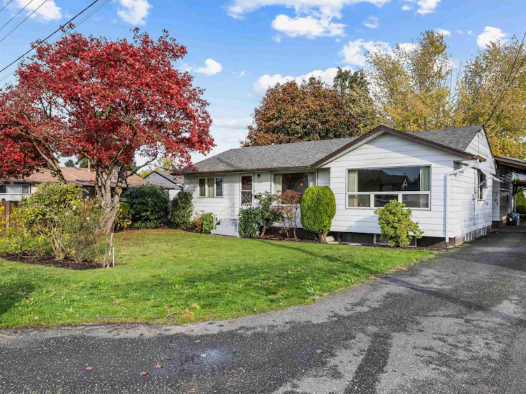 9170 East Holly Chilliwack Proper Street, Chilliwack, BC, V2P 6A7