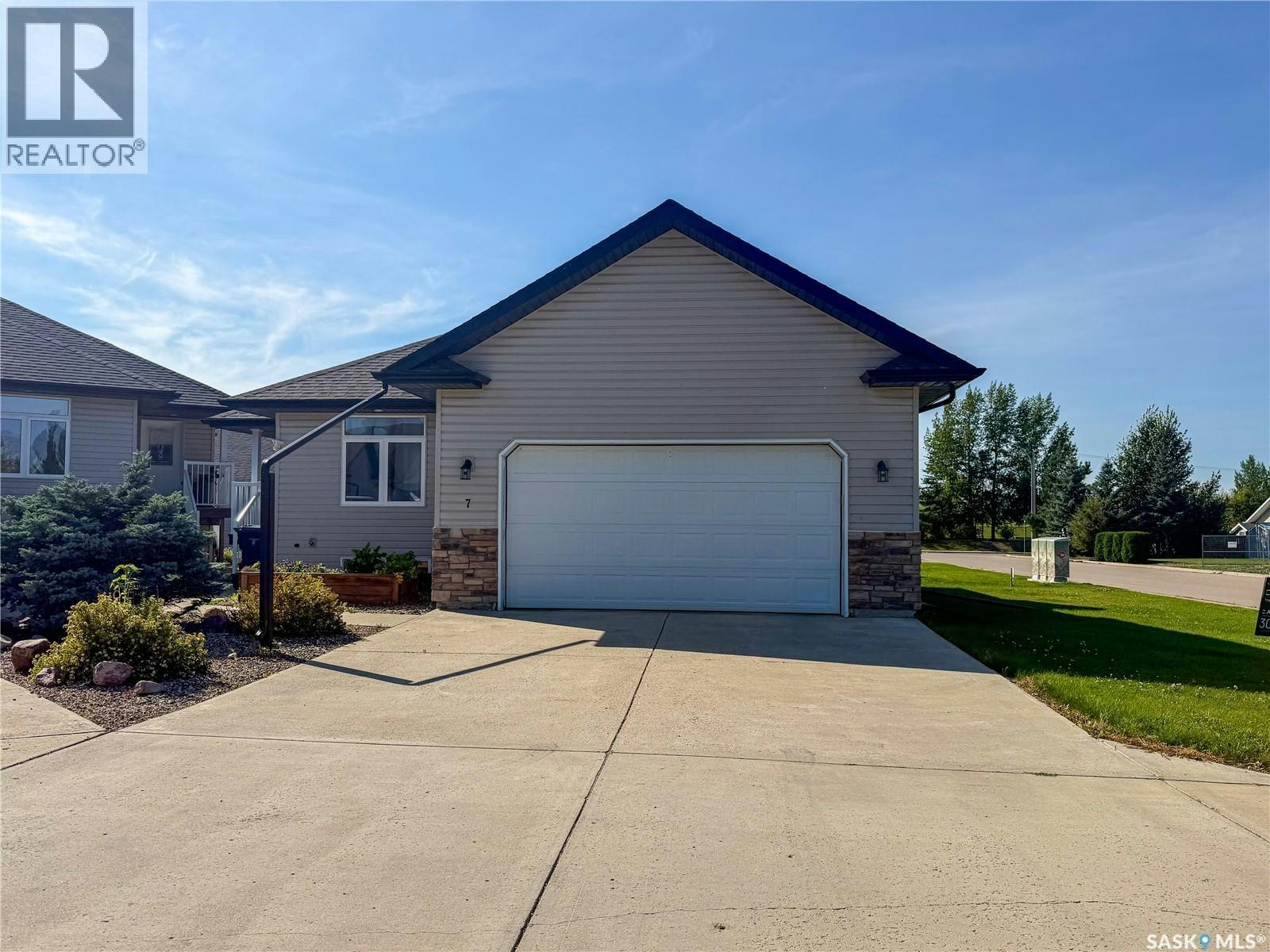 7 Fairway Court, Meadow Lake, SK, S9X 1Z9