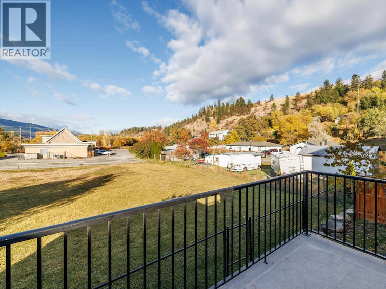 2-11392 Lodge Road, Lake Country, BC, V4V 1X2 - 3