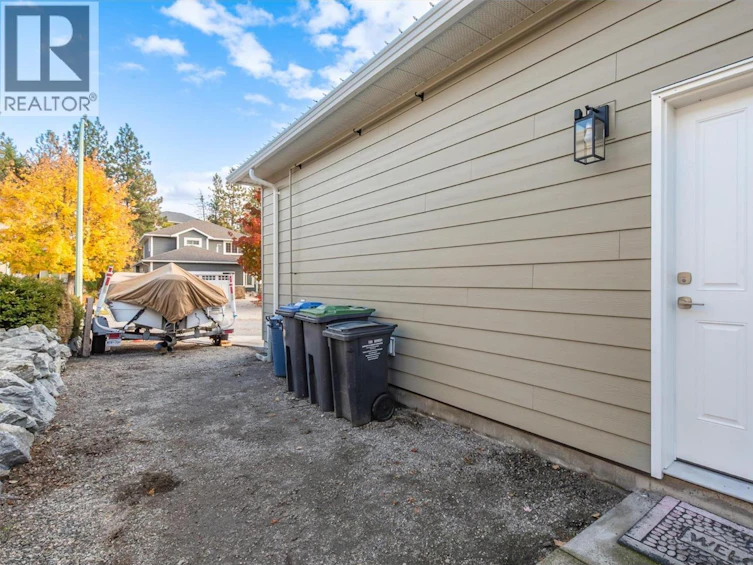 2083 Rosefield Drive, West Kelowna, BC, V1Z 3Y8 - 53