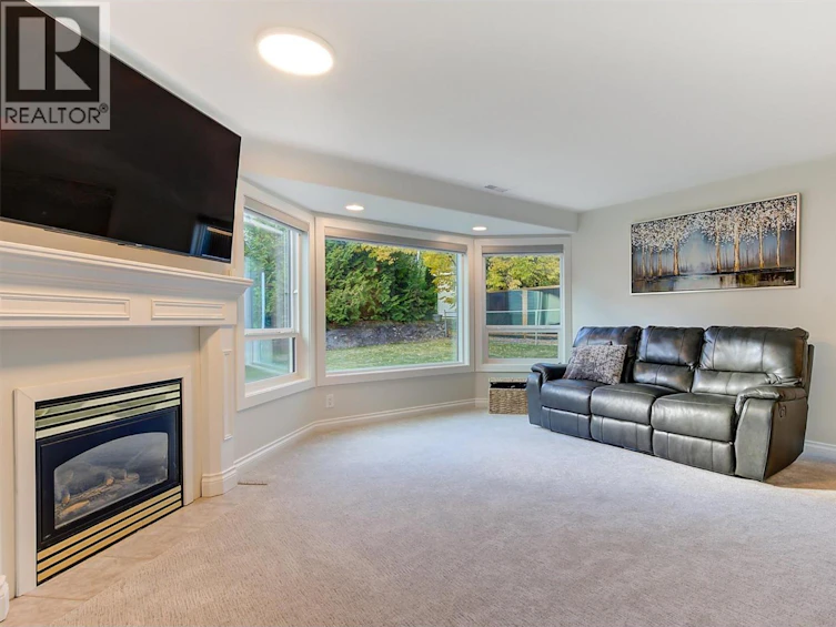 2083 Rosefield Drive, West Kelowna, BC, V1Z 3Y8 - 41