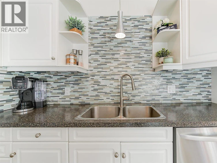 2083 Rosefield Drive, West Kelowna, BC, V1Z 3Y8 - 22