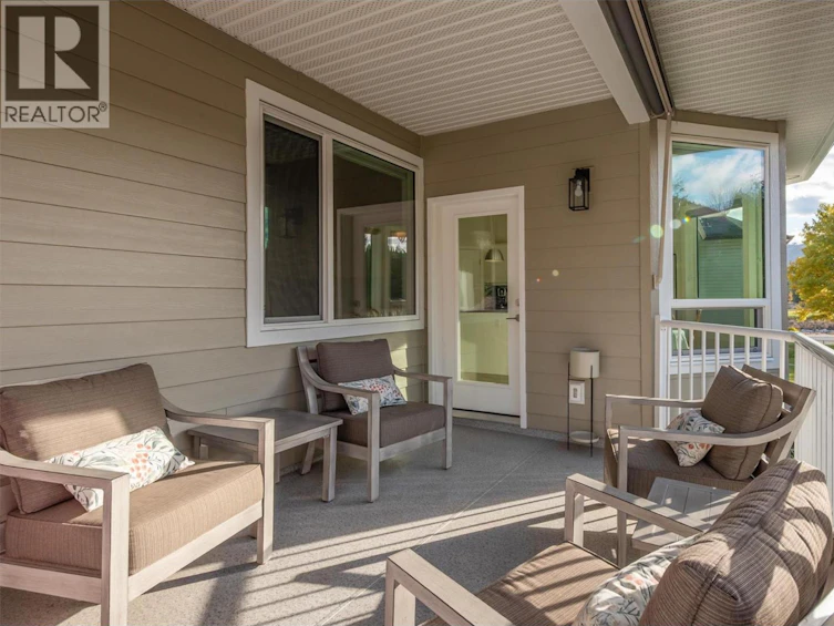2083 Rosefield Drive, West Kelowna, BC, V1Z 3Y8 - 21