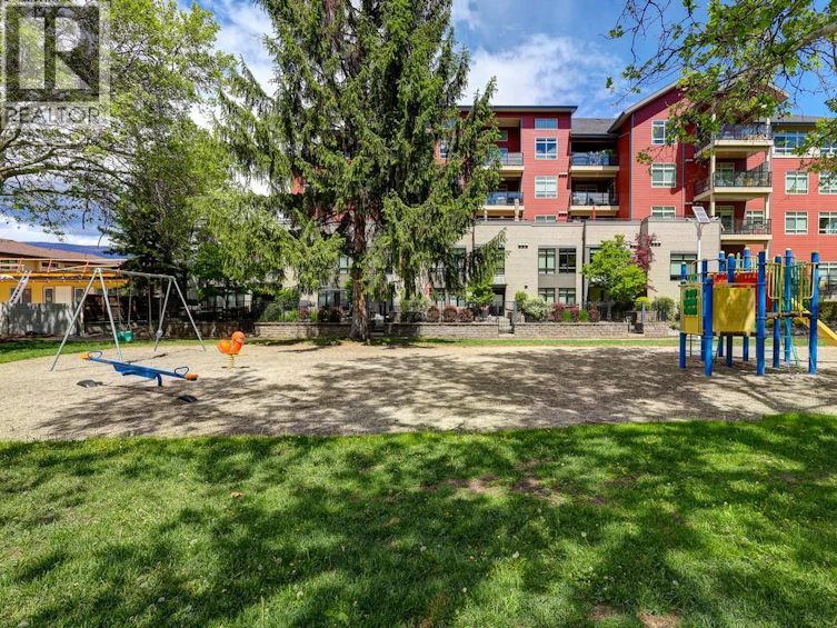 111-457 West Avenue, Kelowna, BC, V1Y 4Z3 - 39
