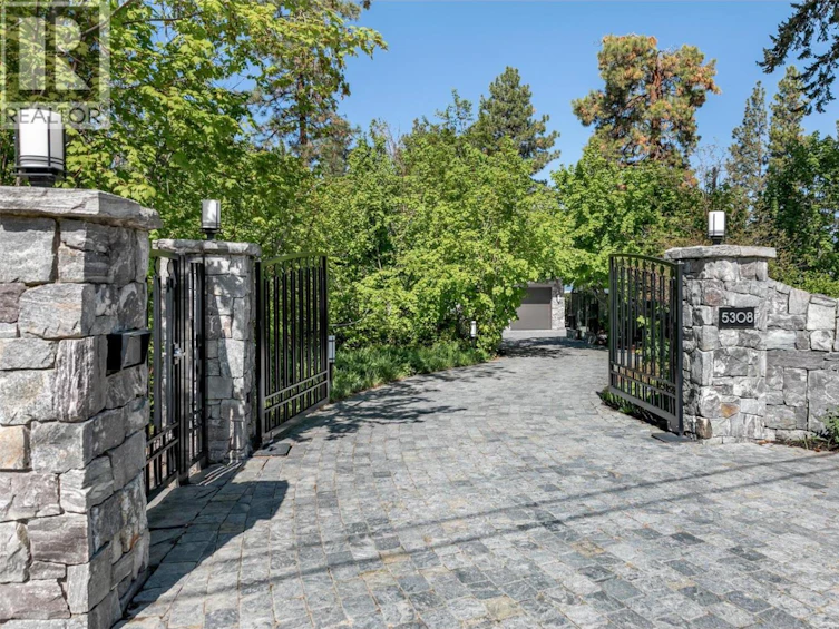 5308 Lakeshore Road, Kelowna, BC, V1W 4J3 - 68