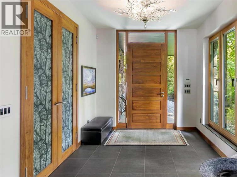 5308 Lakeshore Road, Kelowna, BC, V1W 4J3 - 13