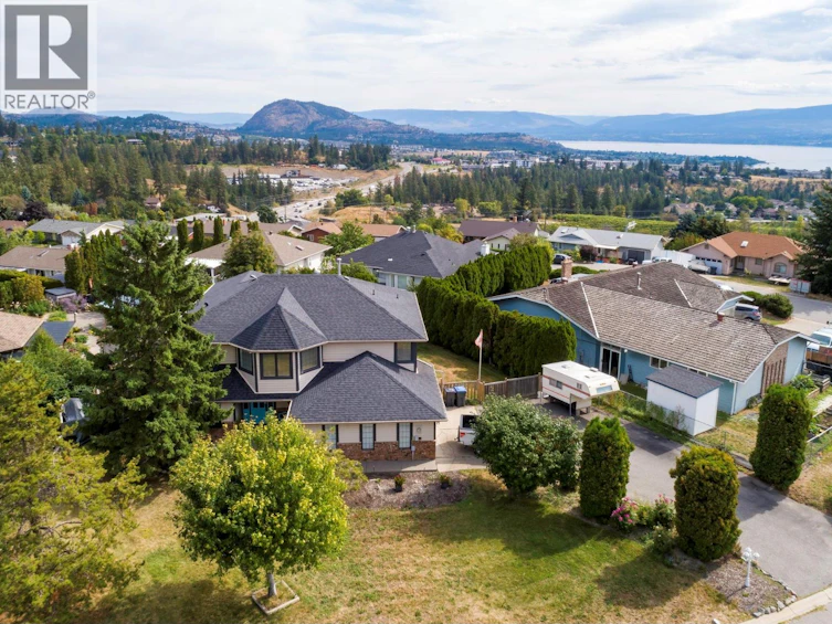 3777 Salloum Road, West Kelowna, BC, V4T 1E3 - 4