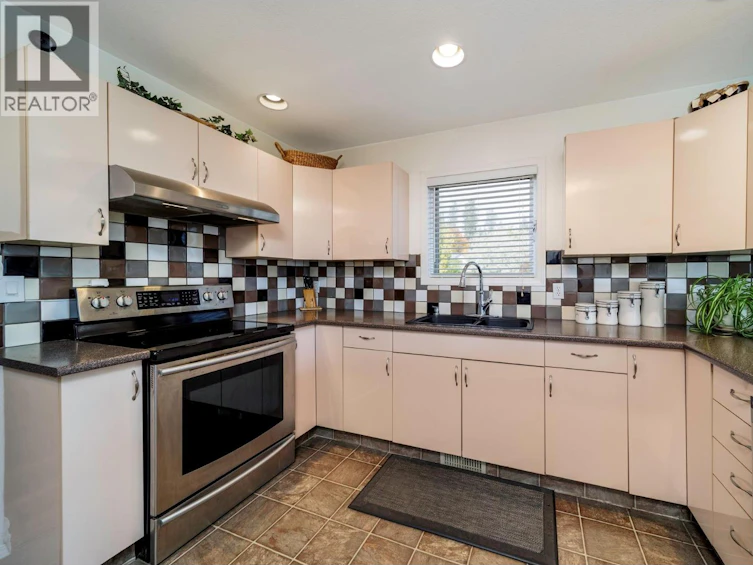 3777 Salloum Road, West Kelowna, BC, V4T 1E3 - 15