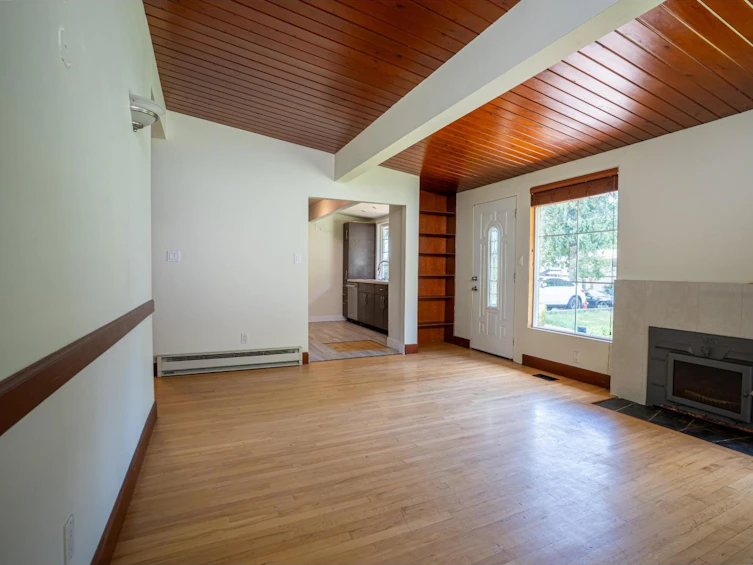 9714 131 Street, Surrey, BC, V3T 3P3 - 8