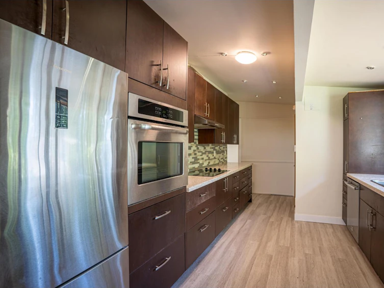 9714 131 Street, Surrey, BC, V3T 3P3 - 5